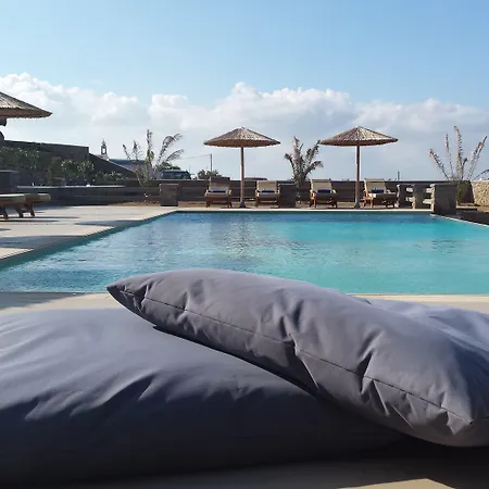 إيه سي فيليدج خريستوليس Mykonos Town