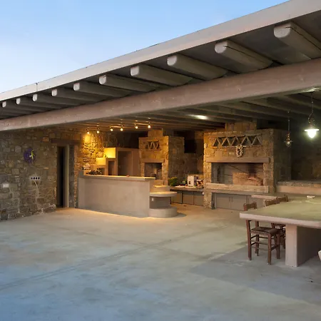 شقة فندقية إيه سي فيليدج خريستوليس 2*