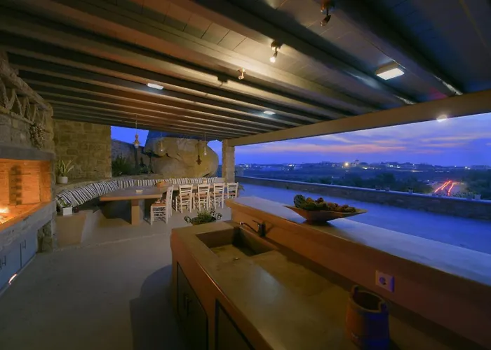 艾斯村克丽丝图勒斯酒店 2*