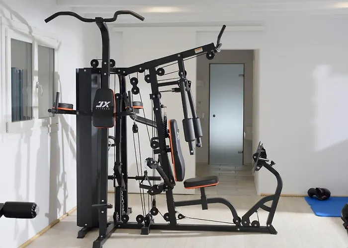 艾斯村克丽丝图勒斯酒店